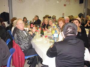 3 SAINT VALENTIN DANS LES FEUX DE L ACTION   (50)